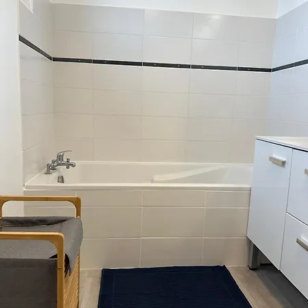 Feriehus Charmante Maison De 3 Ch Avec Jardin Et Parking Saint-Pierre-les-Elbeuf